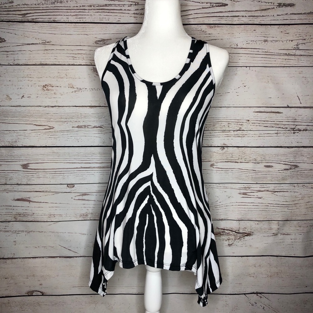 ❣️4 for $15❣️ NWT Charlotte Russe Black White | L